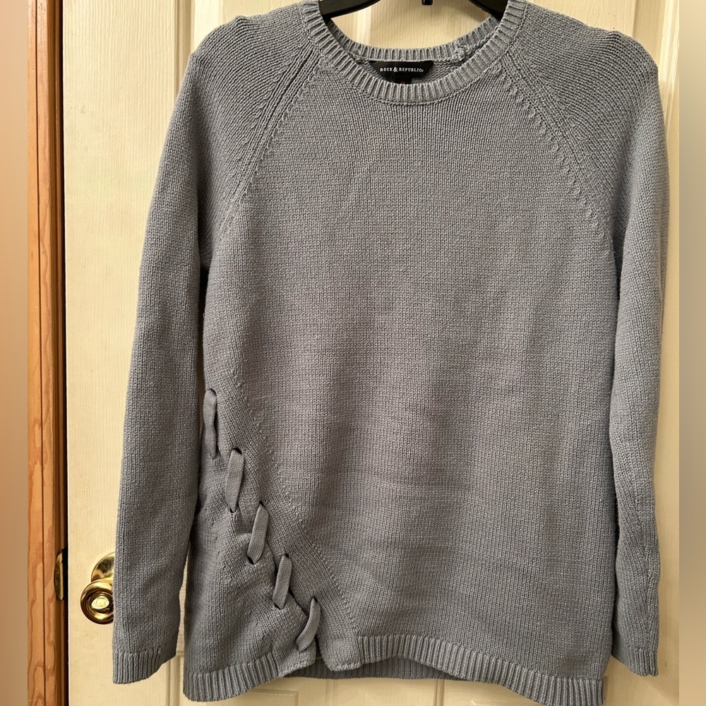 Rock & Republic size Medium light blue Sweater